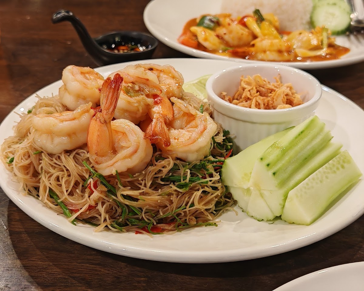 Trimm Lounge Cafe & Restaurant-3